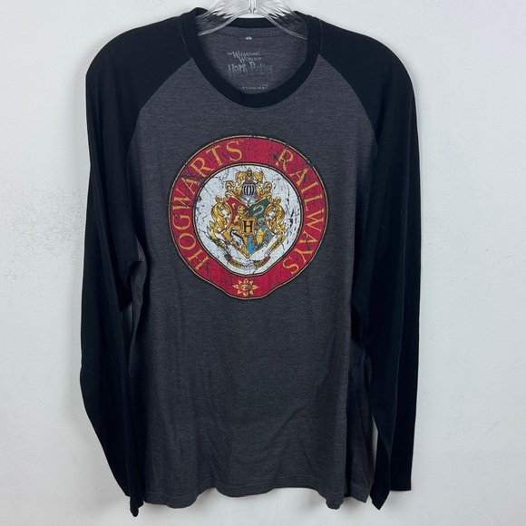 Harry Potter Hogwarts Long Sleeve - Picture 1 of 6